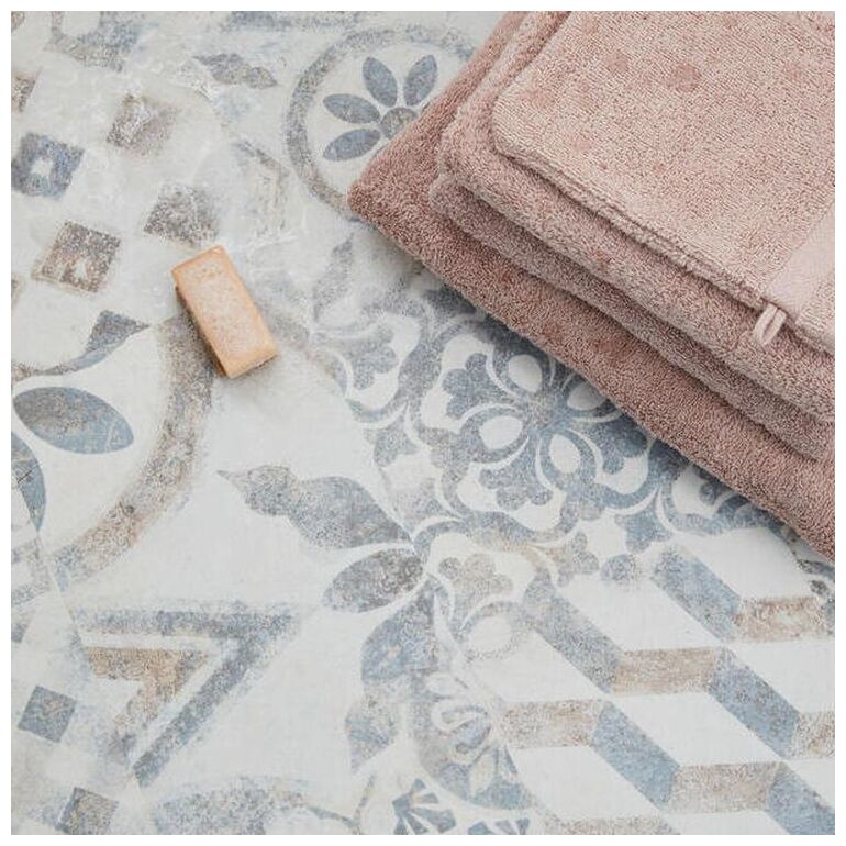 Patchworkowa podłoga Retro Chic Blue Grey 62003090 w błękitach i szarościach z przetarciami - zdjęcie nr: 5