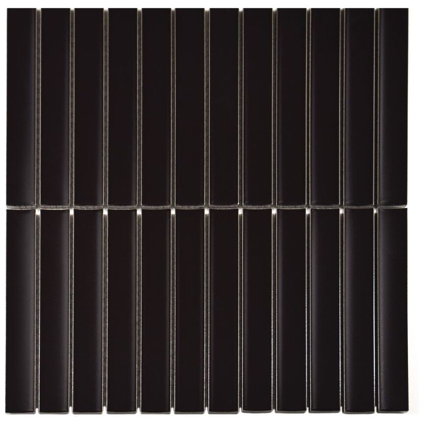 Czarna płytka ceramiczna 3D Kitkat Black matt z pionowym wzorem o matowej powierzchni