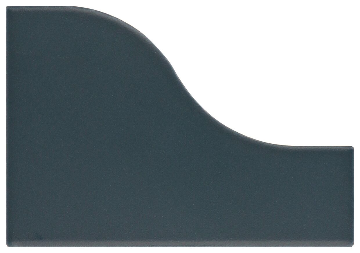 Mała matowa płytka ścienna Curve INK Blue matt o ciemnoniebieskim kolorze i obłym kształcie
