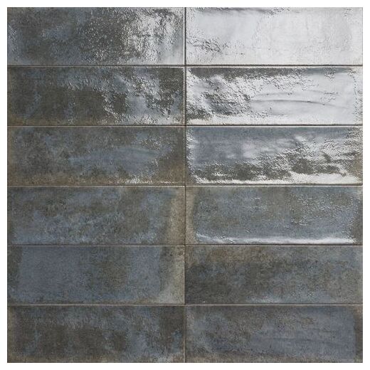 Niebieska płytka ścienna Village Moonlake 10x30 z nieregularną fakturą i tonalnymi przejściami