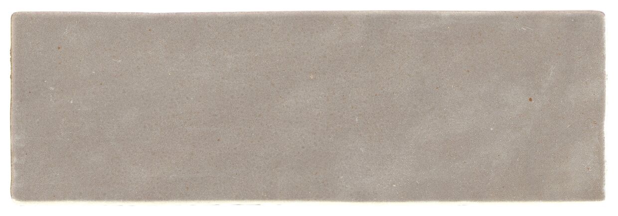 Matowa płytka Sahn Taupe 6,5x20 cm w odcieniu taupe o gładkiej powierzchni