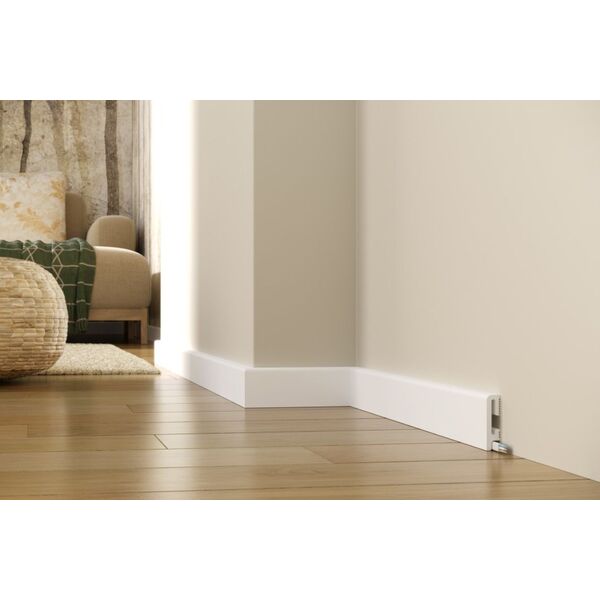 Biała listwa podłogowa Durofit PF060 o matowym wykończeniu z prostym i płaskim profilem