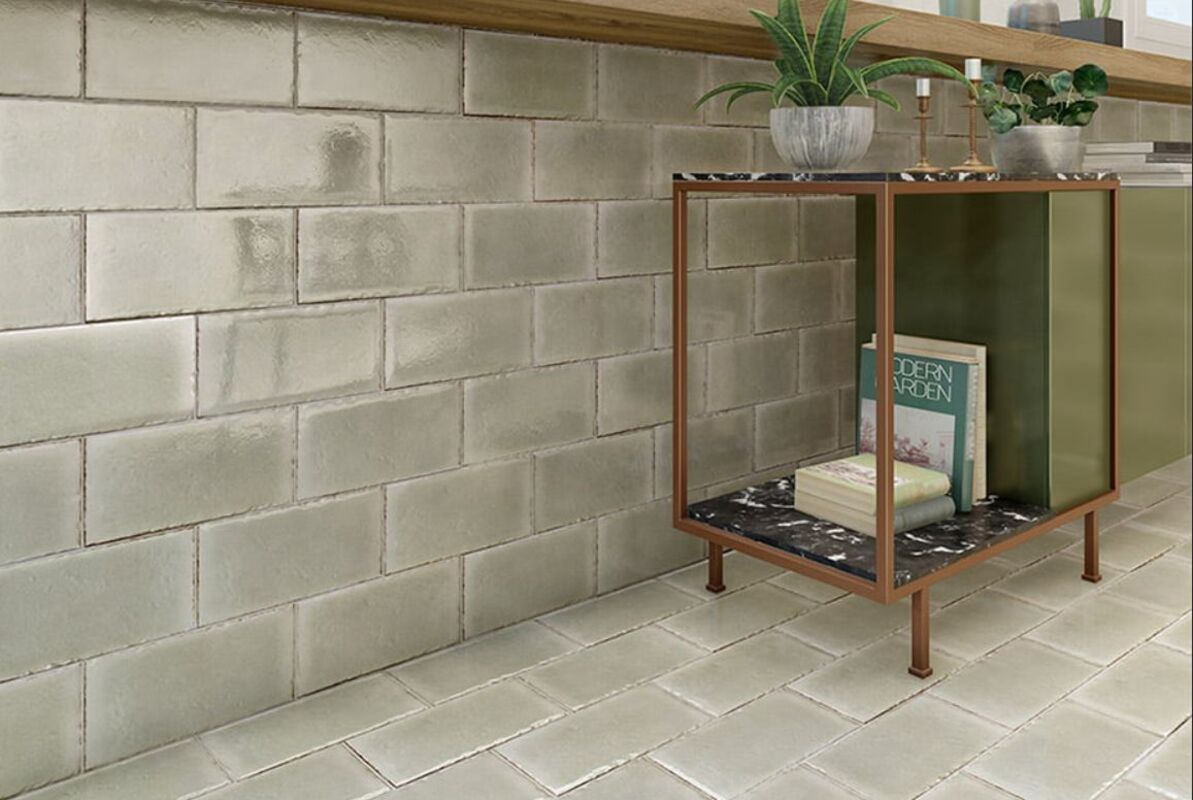 natucer frame