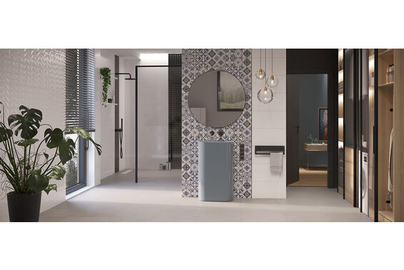 white glossy / patchwork majolika ceramika końskie